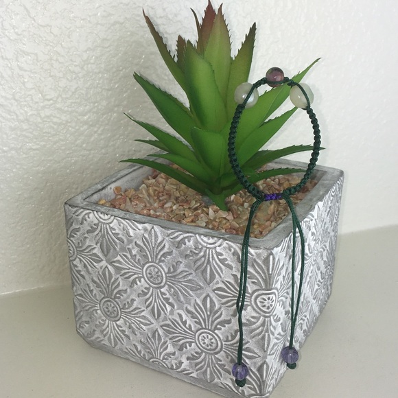 Handmade Chinese Knotting Bracelet W/ Glass Beads - Picture 6 of 8